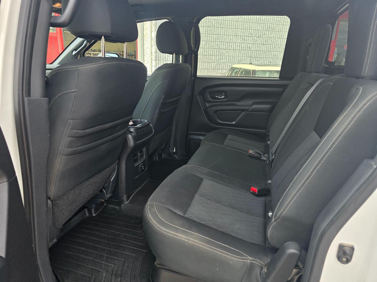 2018 Nissan Titan SV Midnight Edition 4WD Crew Cab Photo