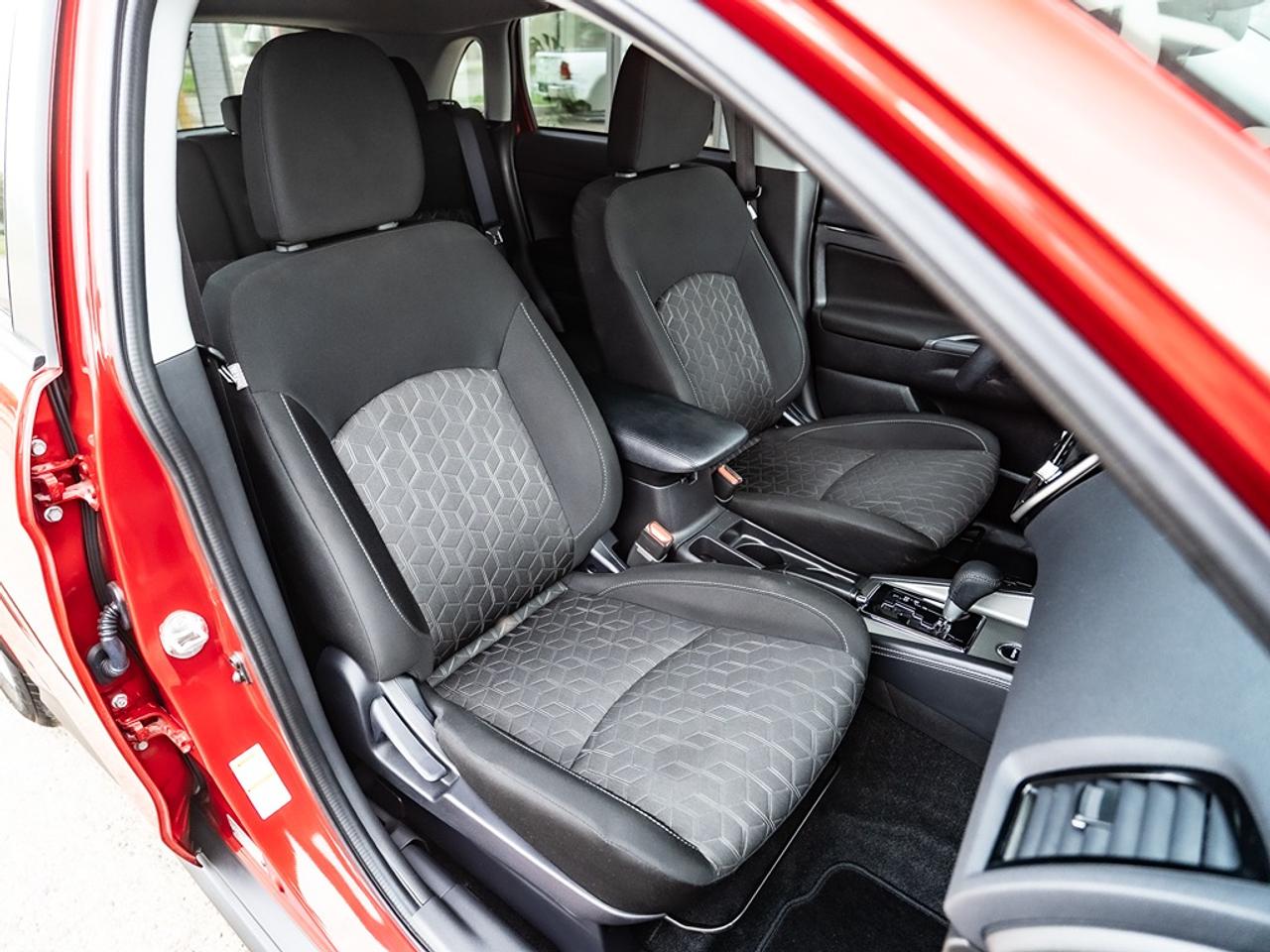 2024 Mitsubishi RVR SE AWC Photo19