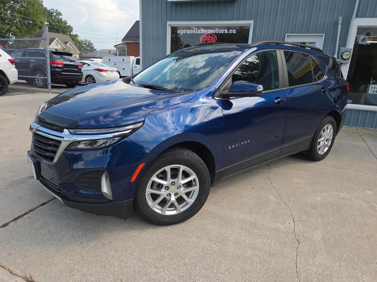 2022 Chevrolet Equinox LT  True North - Photo #1