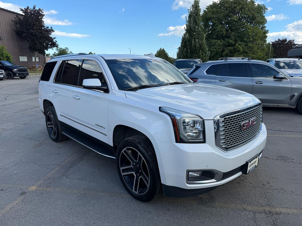 2017 GMC Yukon 4WD 4dr Denali Photo