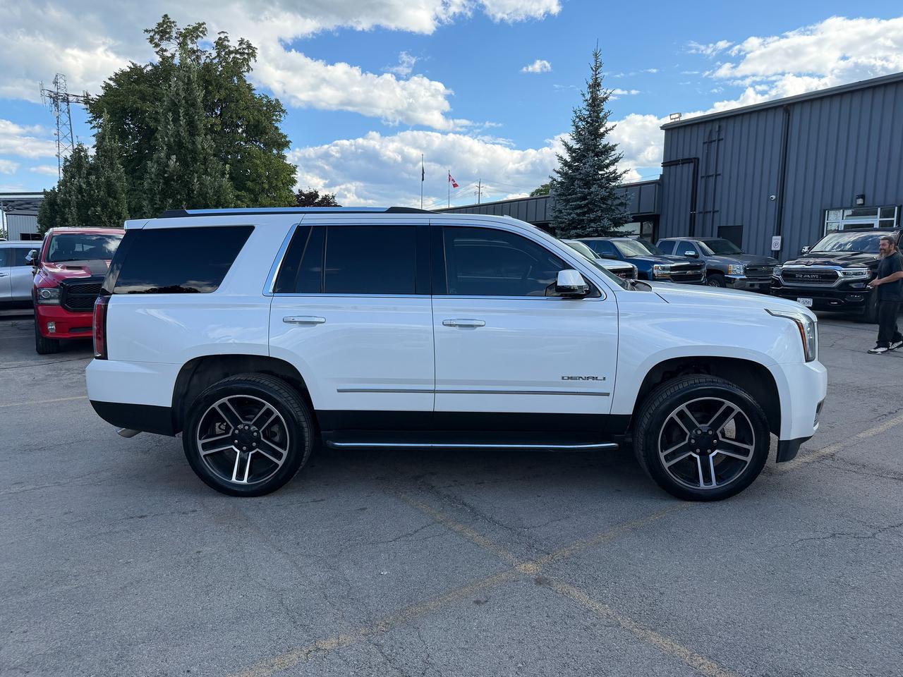 2017 GMC Yukon 4WD 4dr Denali Photo