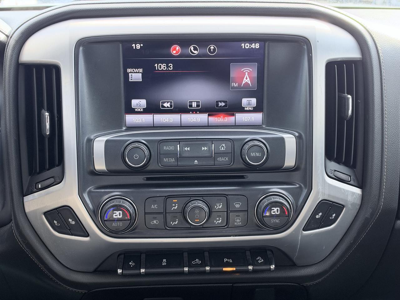 2015 GMC Sierra 1500 4WD CREW CAB 143.5" SLE Photo