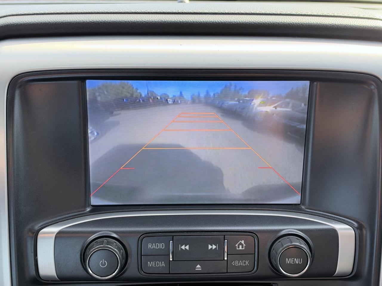 2015 GMC Sierra 1500 4WD CREW CAB 143.5" SLE Photo
