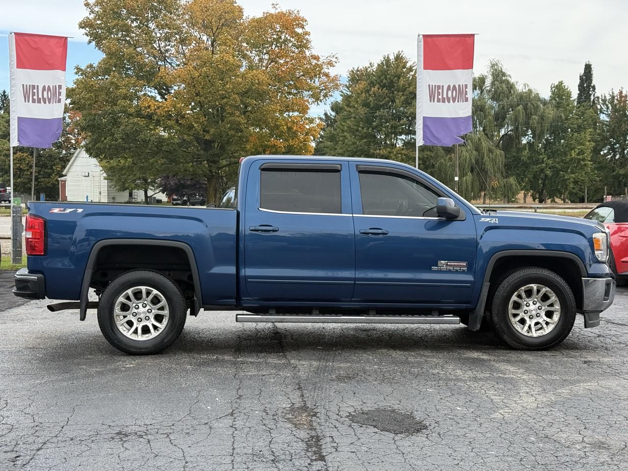 2015 GMC Sierra 1500 4WD CREW CAB 143.5" SLE Photo5