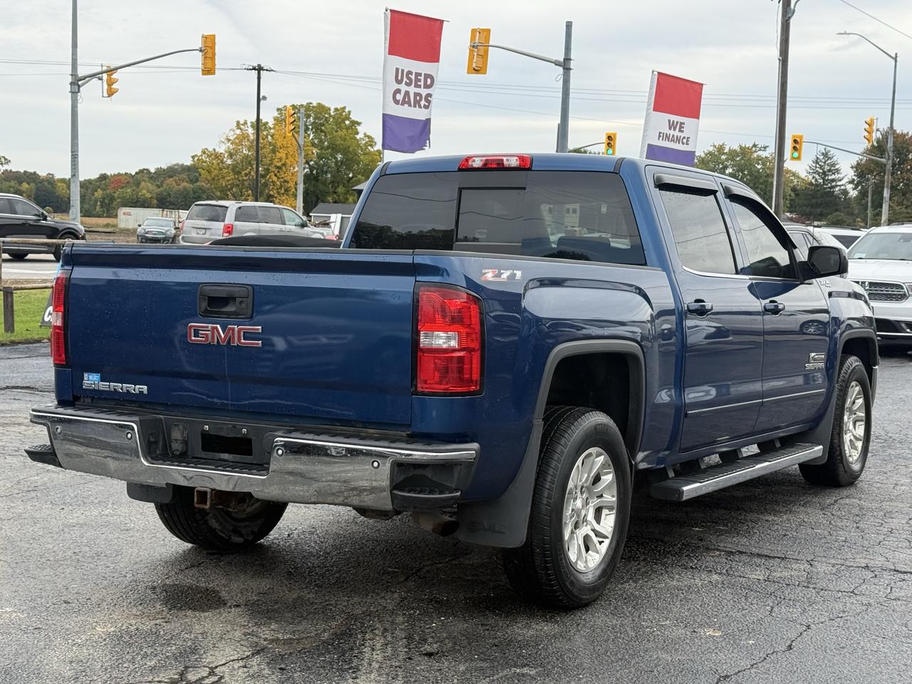 2015 GMC Sierra 1500 4WD CREW CAB 143.5" SLE Photo2