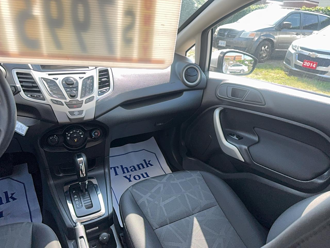 2013 Ford Fiesta SE Photo