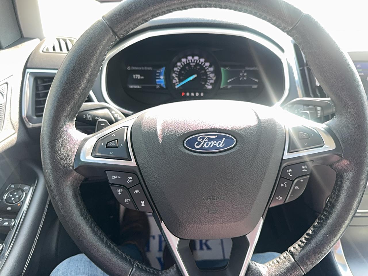2019 Ford Edge Titanium Photo