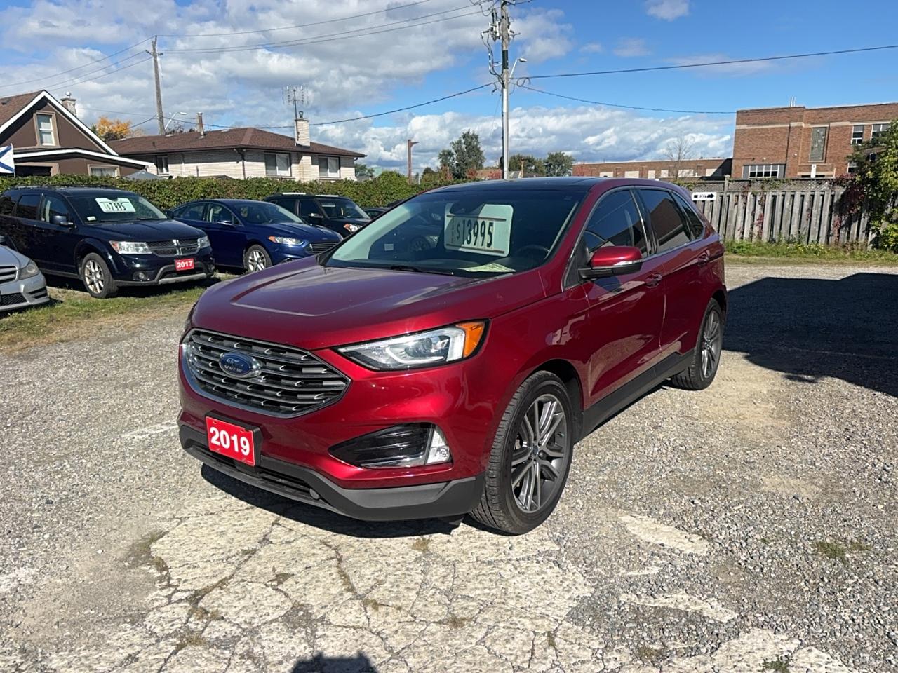 2019 Ford Edge Titanium Photo