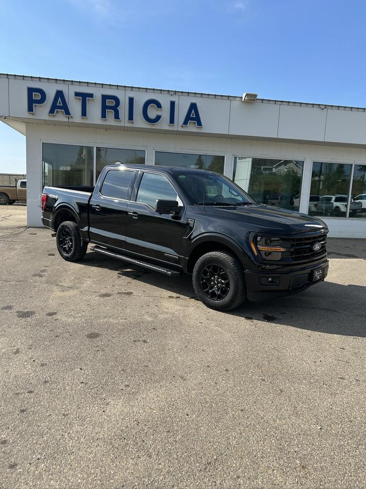 2024 Ford F-150 XLT Photo1