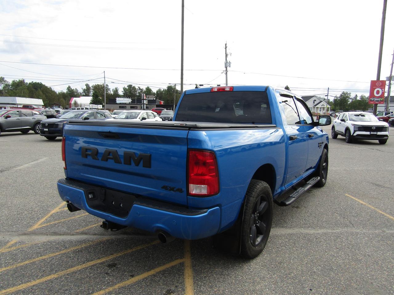 2022 RAM 1500 Classic  Photo4
