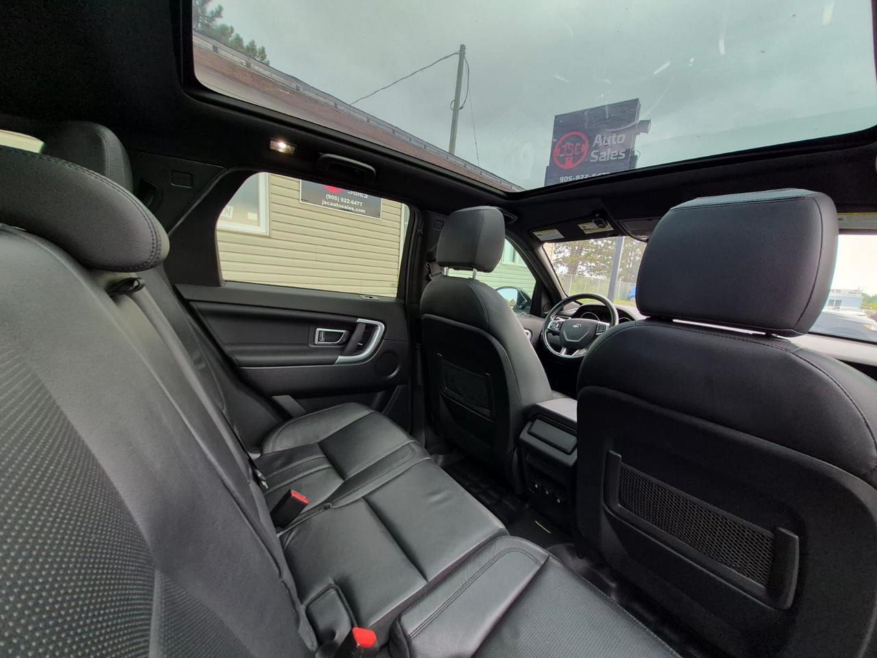 2017 Land Rover Discovery Sport 4WD 4dr HSE Photo