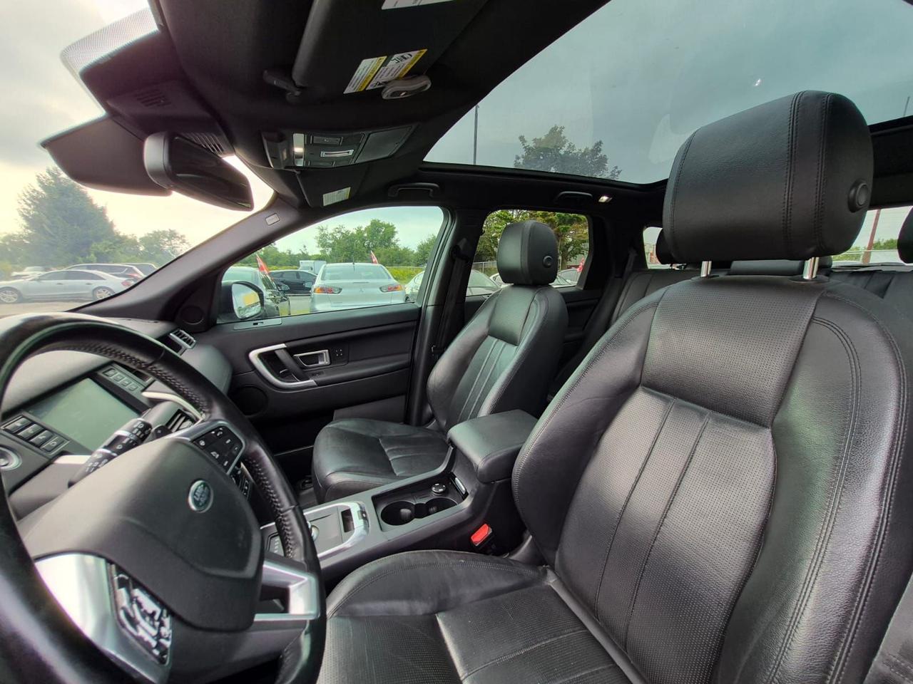 2017 Land Rover Discovery Sport 4WD 4dr HSE Photo