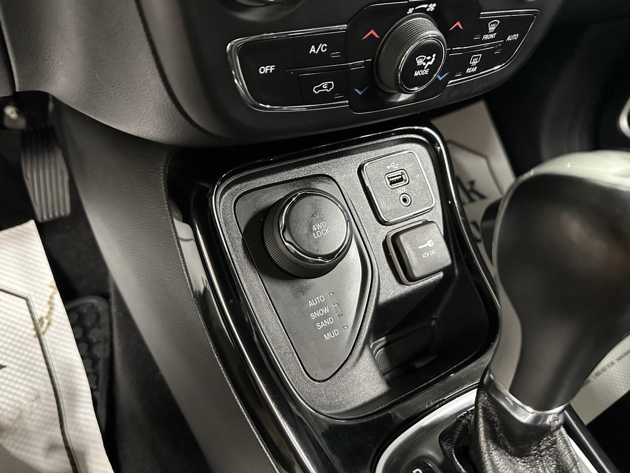 2018 Jeep Compass Altitude 4x4 Photo38