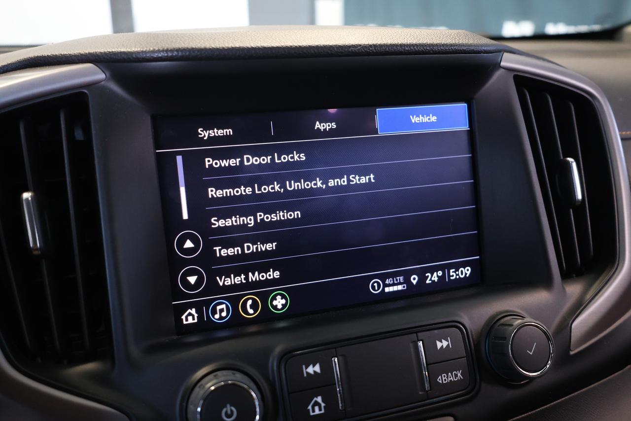 2024 GMC Terrain AWD 4dr AT4 - NO ACCIDENT| REMOTE START| LOW KM Photo