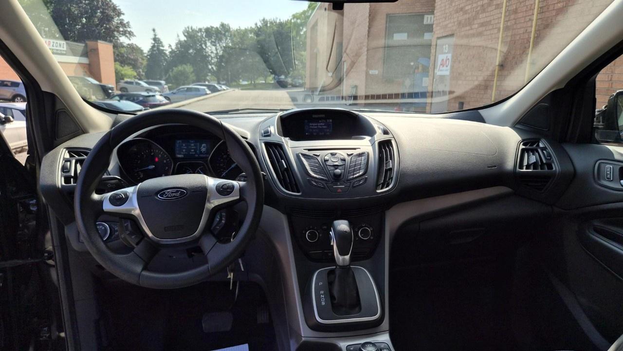 2013 Ford Escape FWD 4dr SE Photo