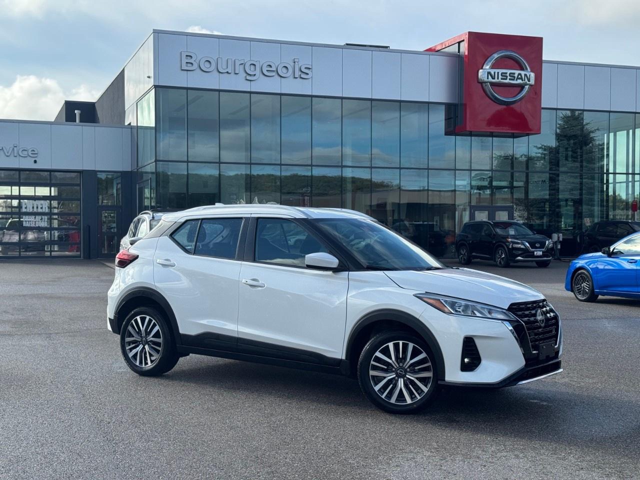 2024 Nissan Kicks SV FWD Photo0