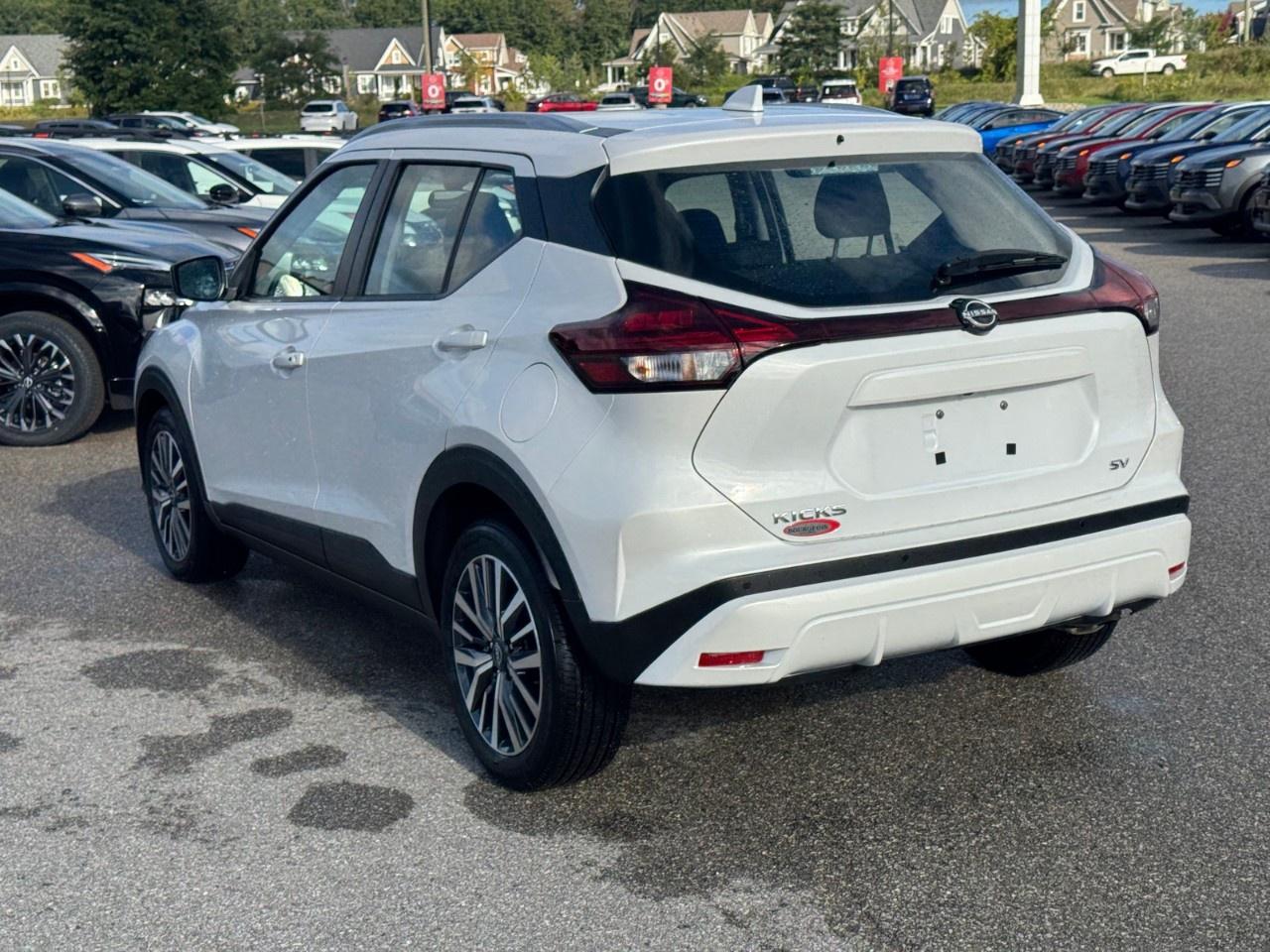 2024 Nissan Kicks SV FWD Photo