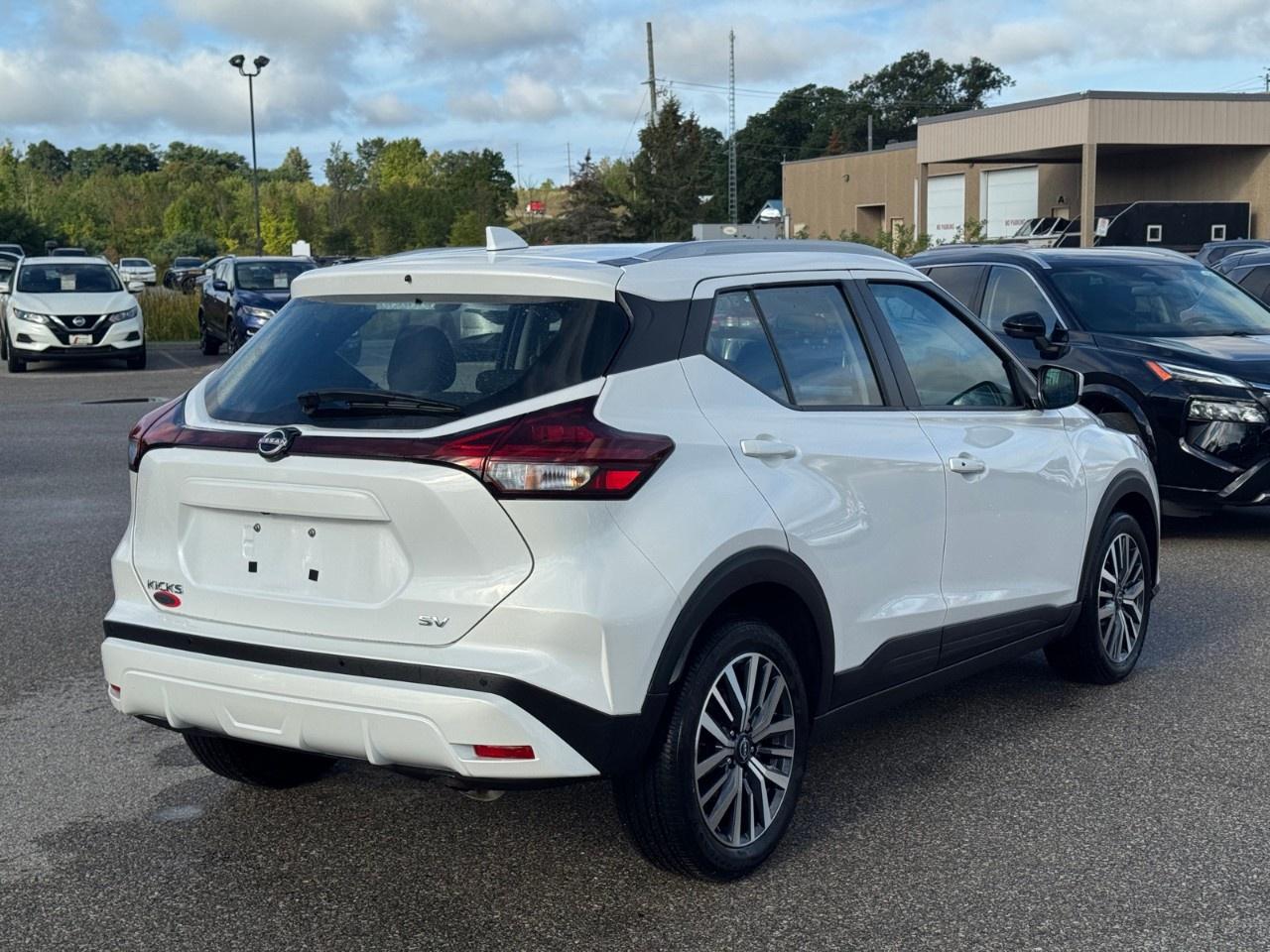 2024 Nissan Kicks SV FWD Photo