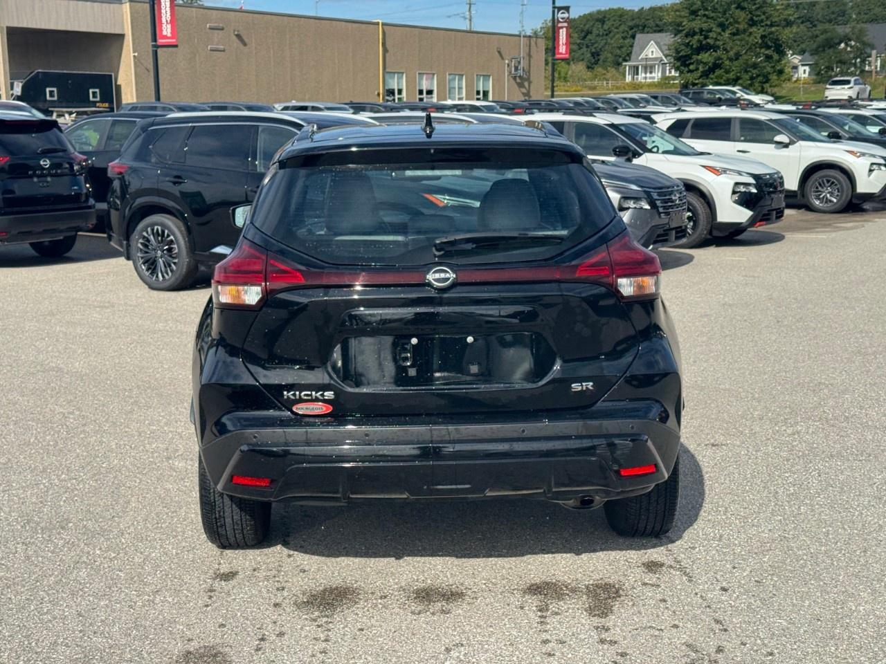 2024 Nissan Kicks SR FWD Photo