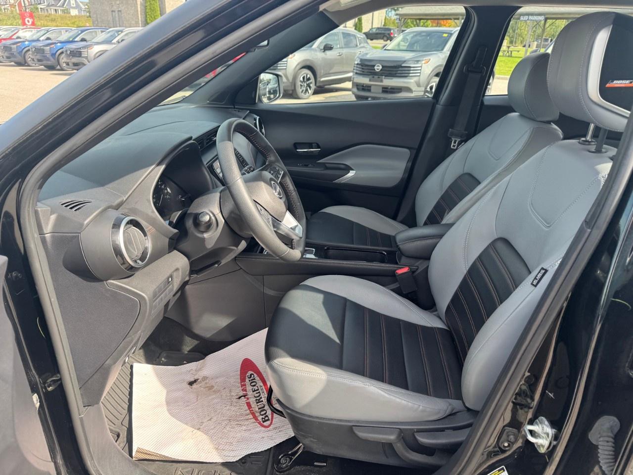 2024 Nissan Kicks SR FWD Photo