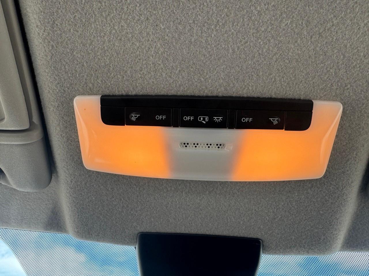 2024 Nissan Kicks SR FWD Photo