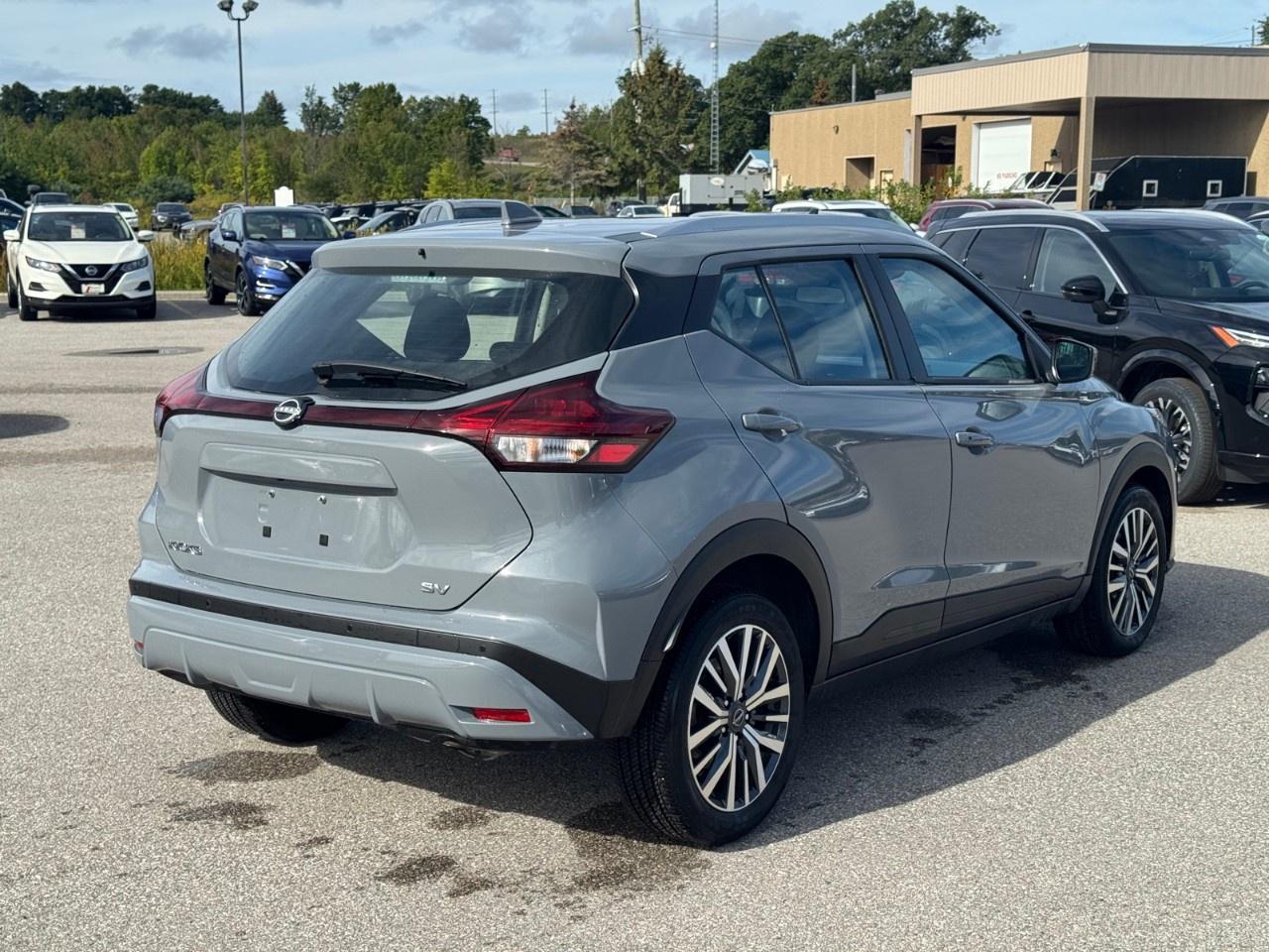 2024 Nissan Kicks SV FWD Photo