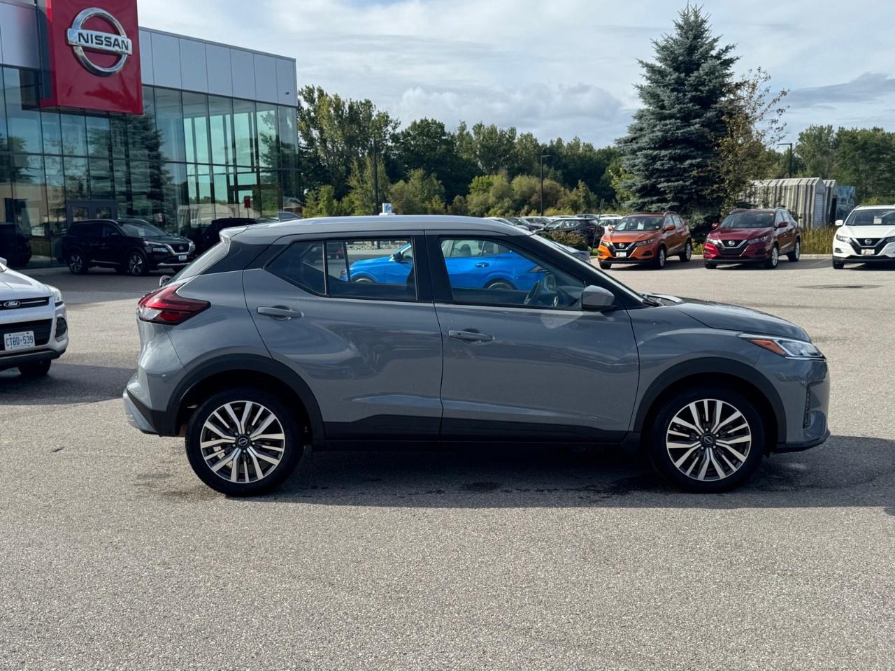 2024 Nissan Kicks SV FWD Photo5