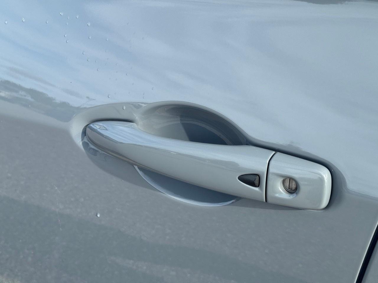 2024 Nissan Kicks SV FWD Photo