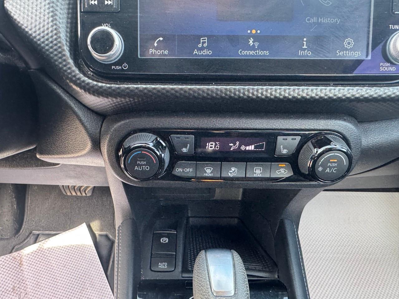 2024 Nissan Kicks SV FWD Photo