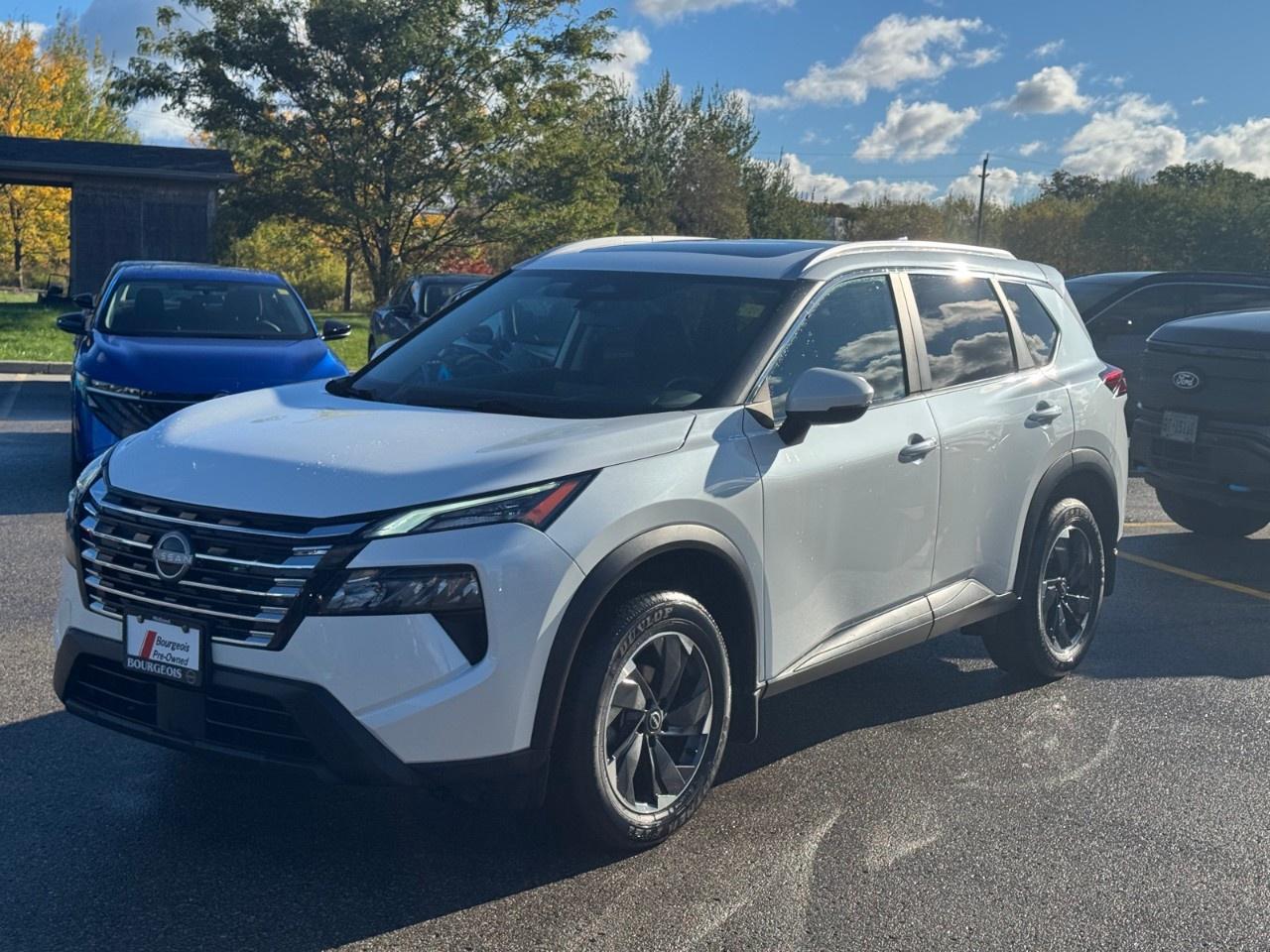 2024 Nissan Rogue AWD SV Moonroof Photo
