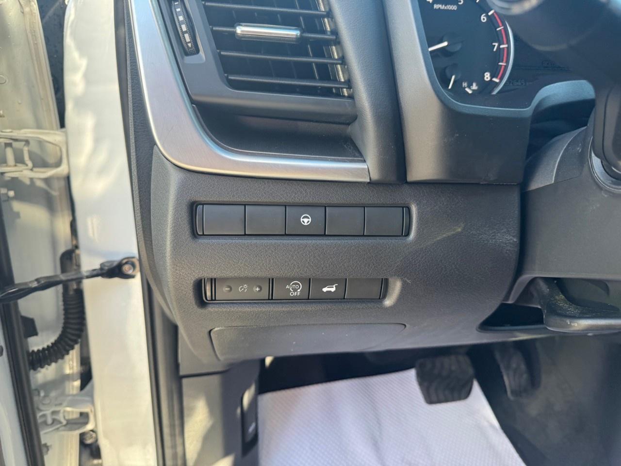 2024 Nissan Rogue AWD SV Moonroof Photo