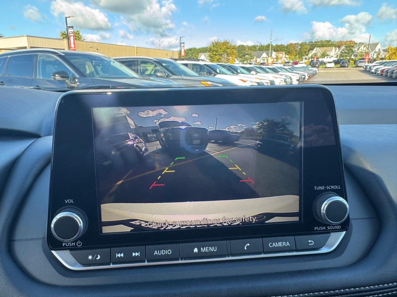 2024 Nissan Rogue AWD SV Moonroof Photo