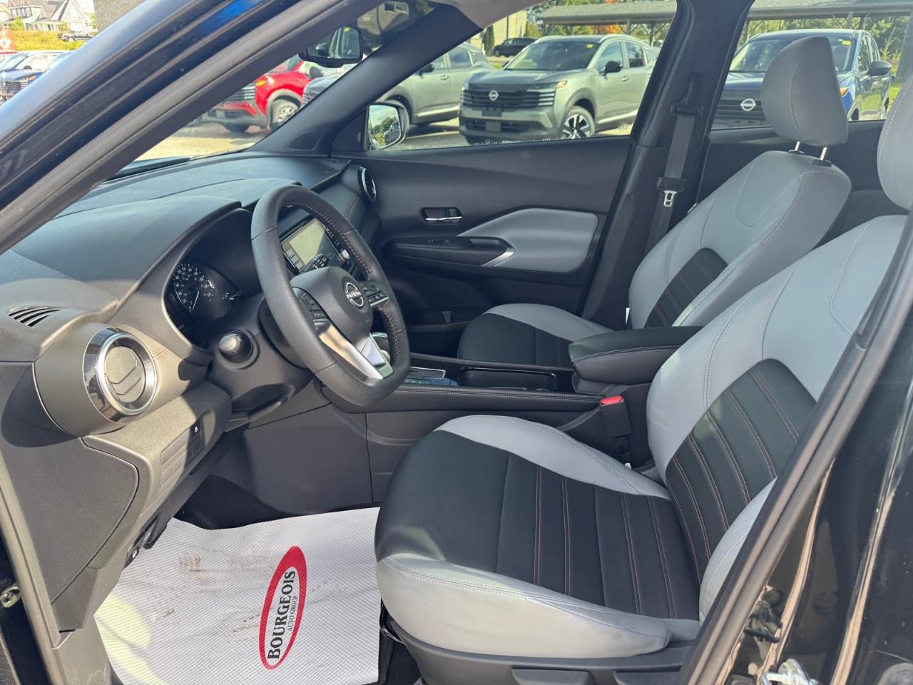 2024 Nissan Kicks SR FWD Photo