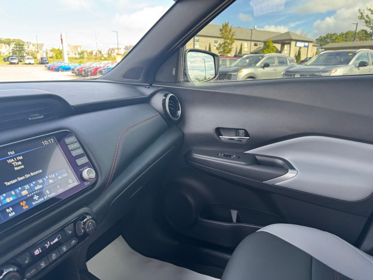 2024 Nissan Kicks SR FWD Photo