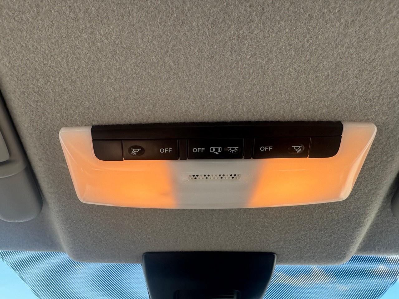 2024 Nissan Kicks SV FWD Photo
