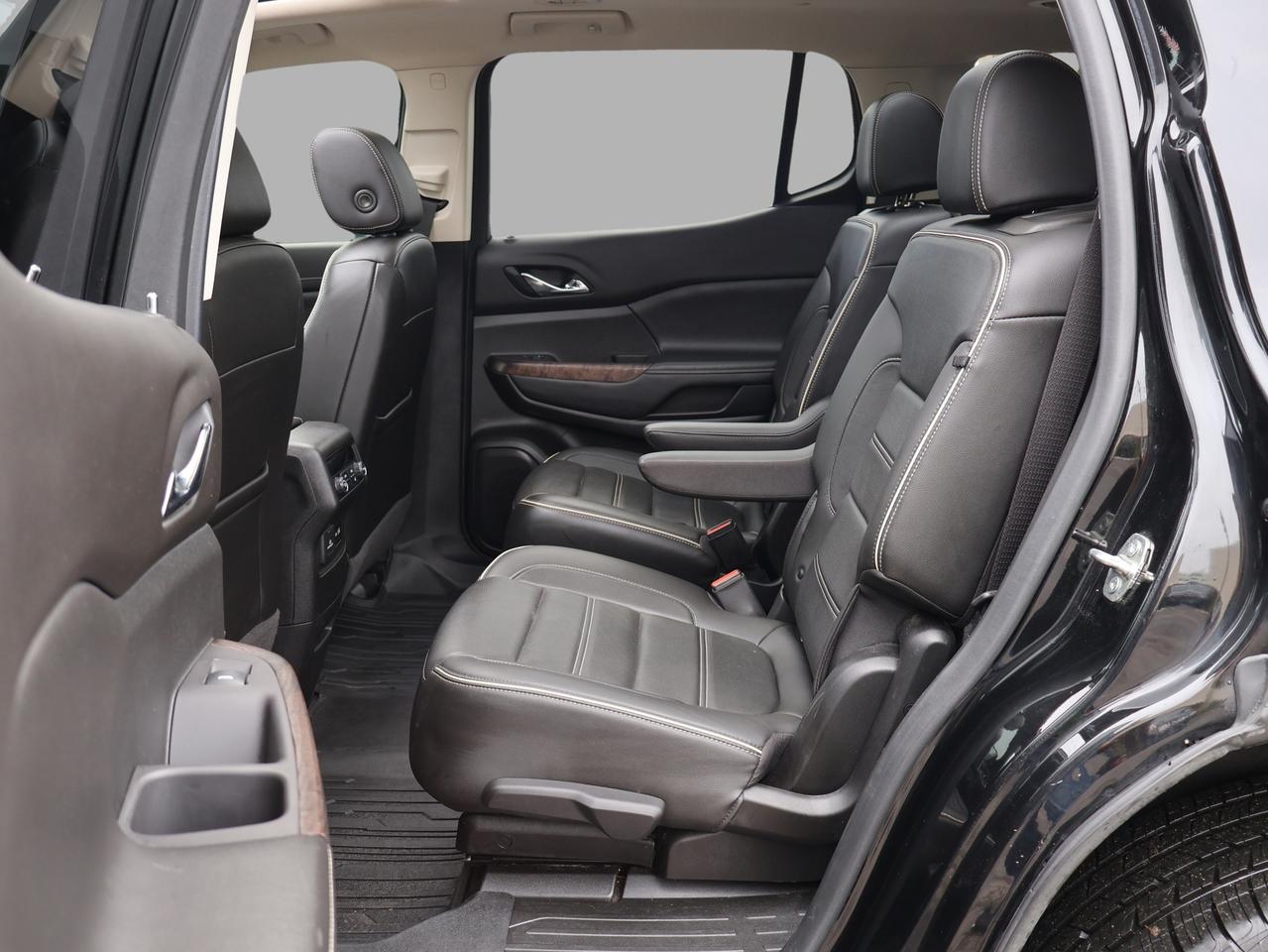 2020 GMC Acadia V6 DENALI AWD *SERVICE RECORDS* CAMERA NAV BLUETOOTH LEATHER HEATED SEATS PANO ROOF CRUISE ALLOYS Photo
