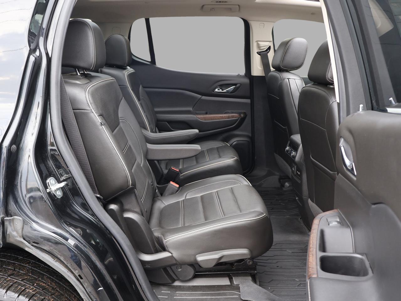 2020 GMC Acadia V6 DENALI AWD *SERVICE RECORDS* CAMERA NAV BLUETOOTH LEATHER HEATED SEATS PANO ROOF CRUISE ALLOYS Photo