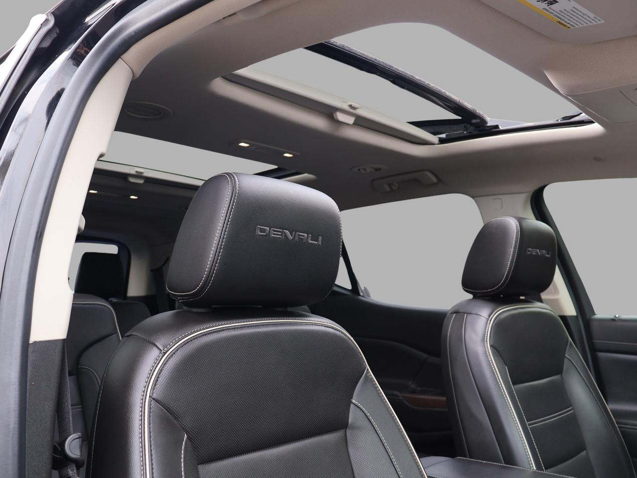 2020 GMC Acadia V6 DENALI AWD *SERVICE RECORDS* CAMERA NAV BLUETOOTH LEATHER HEATED SEATS PANO ROOF CRUISE ALLOYS Photo