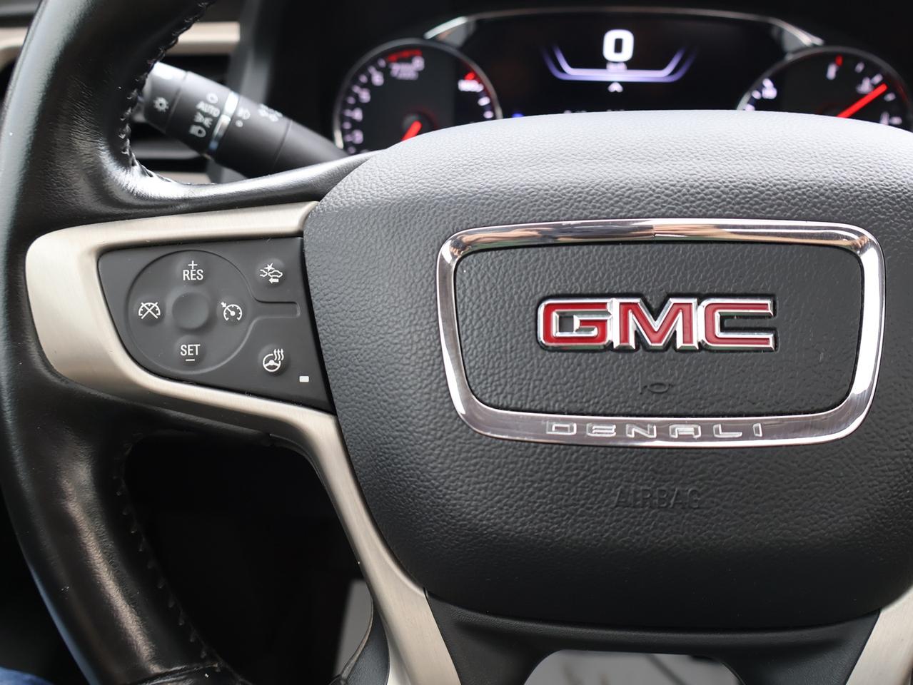 2020 GMC Acadia V6 DENALI AWD *SERVICE RECORDS* CAMERA NAV BLUETOOTH LEATHER HEATED SEATS PANO ROOF CRUISE ALLOYS Photo