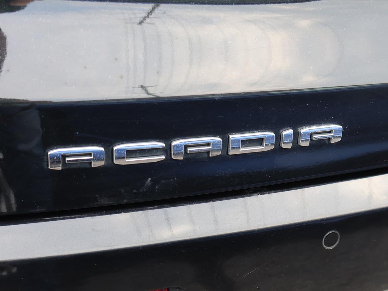 2020 GMC Acadia V6 DENALI AWD *SERVICE RECORDS* CAMERA NAV BLUETOOTH LEATHER HEATED SEATS PANO ROOF CRUISE ALLOYS Photo