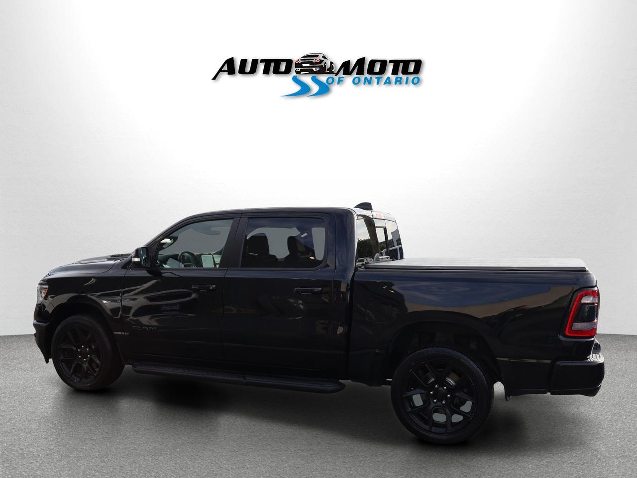 2022 RAM 1500 HEMI SPORT 4WD CREW *SERVICE RECORDS* NAV 360 CAMERA COOL/HEAT LEATHER SENSORS Photo
