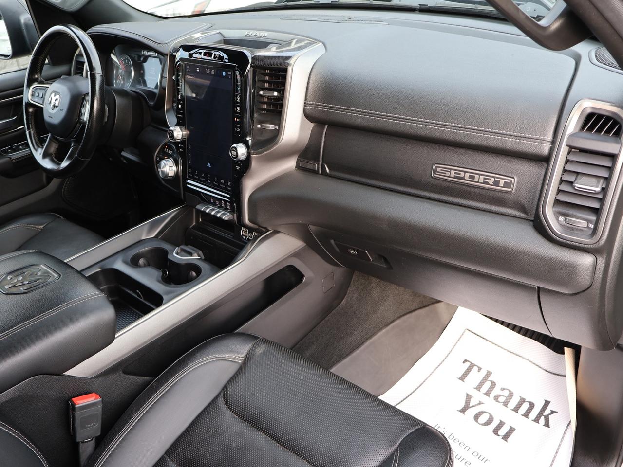 2022 RAM 1500 HEMI SPORT 4WD CREW *SERVICE RECORDS* NAV 360 CAMERA COOL/HEAT LEATHER SENSORS Photo