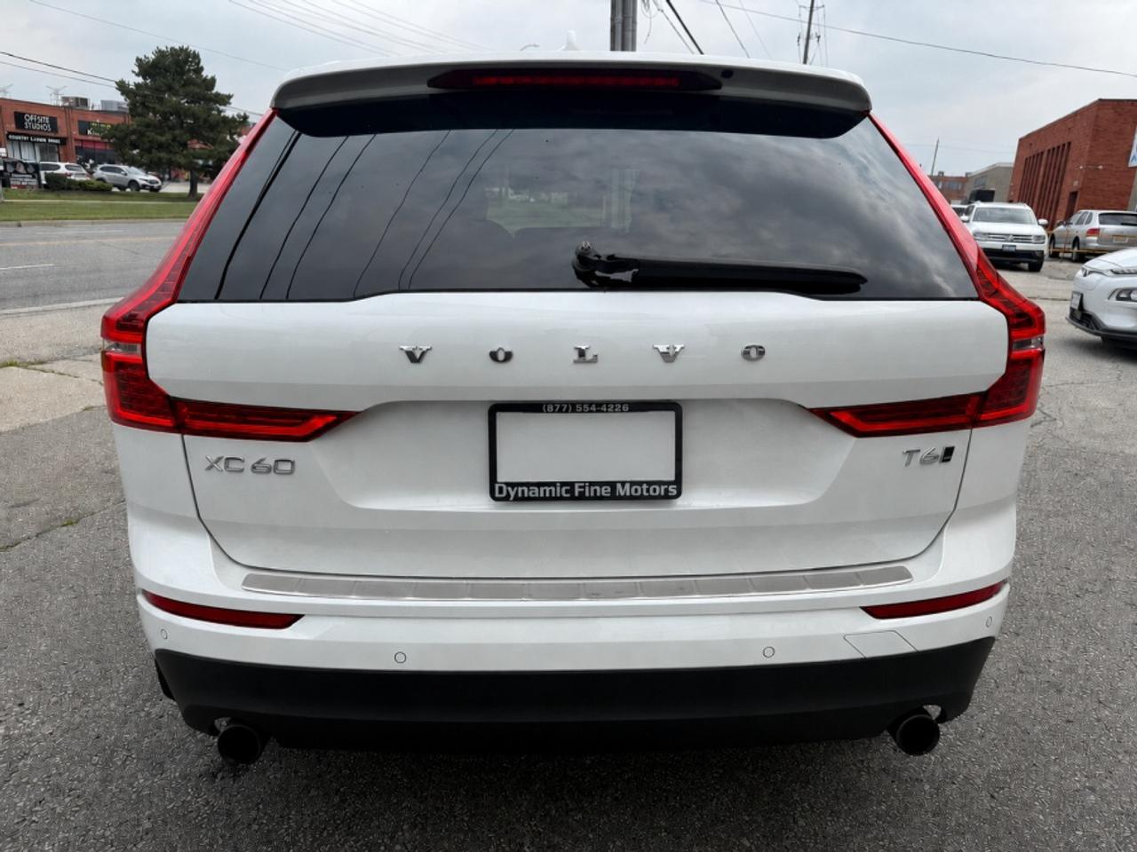 2021 Volvo XC60 T6 MOMENTUM AWD /PANO SUNROOF /NAVI /BLIND SPOT Photo