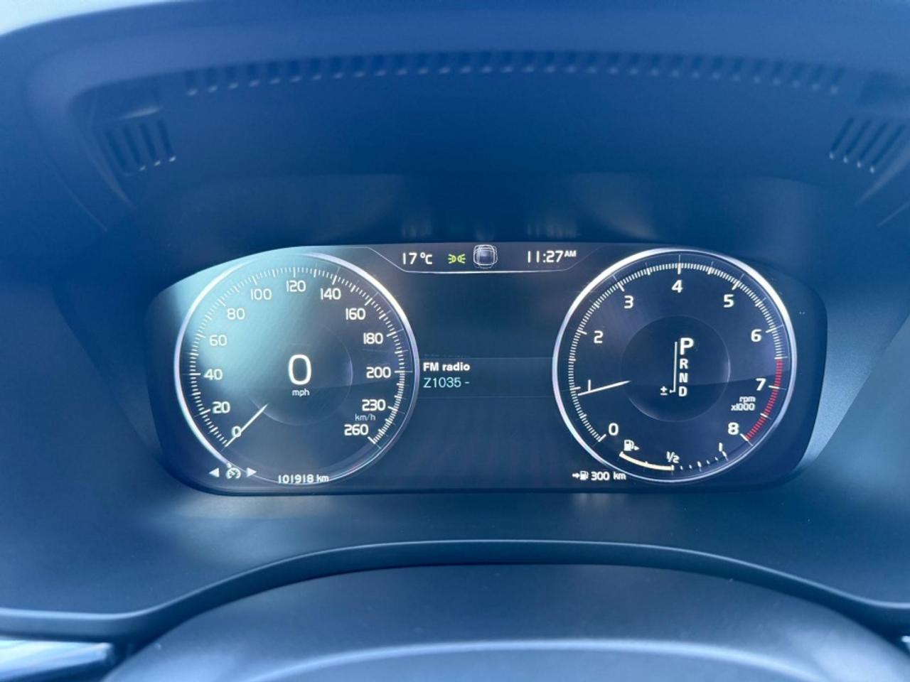 2021 Volvo XC60 T6 MOMENTUM AWD /PANO SUNROOF /NAVI /BLIND SPOT Photo