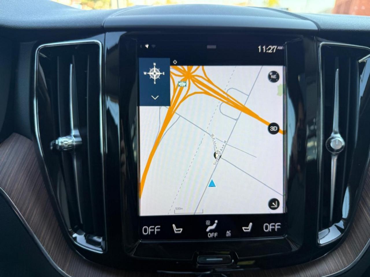 2021 Volvo XC60 T6 MOMENTUM AWD /PANO SUNROOF /NAVI /BLIND SPOT Photo