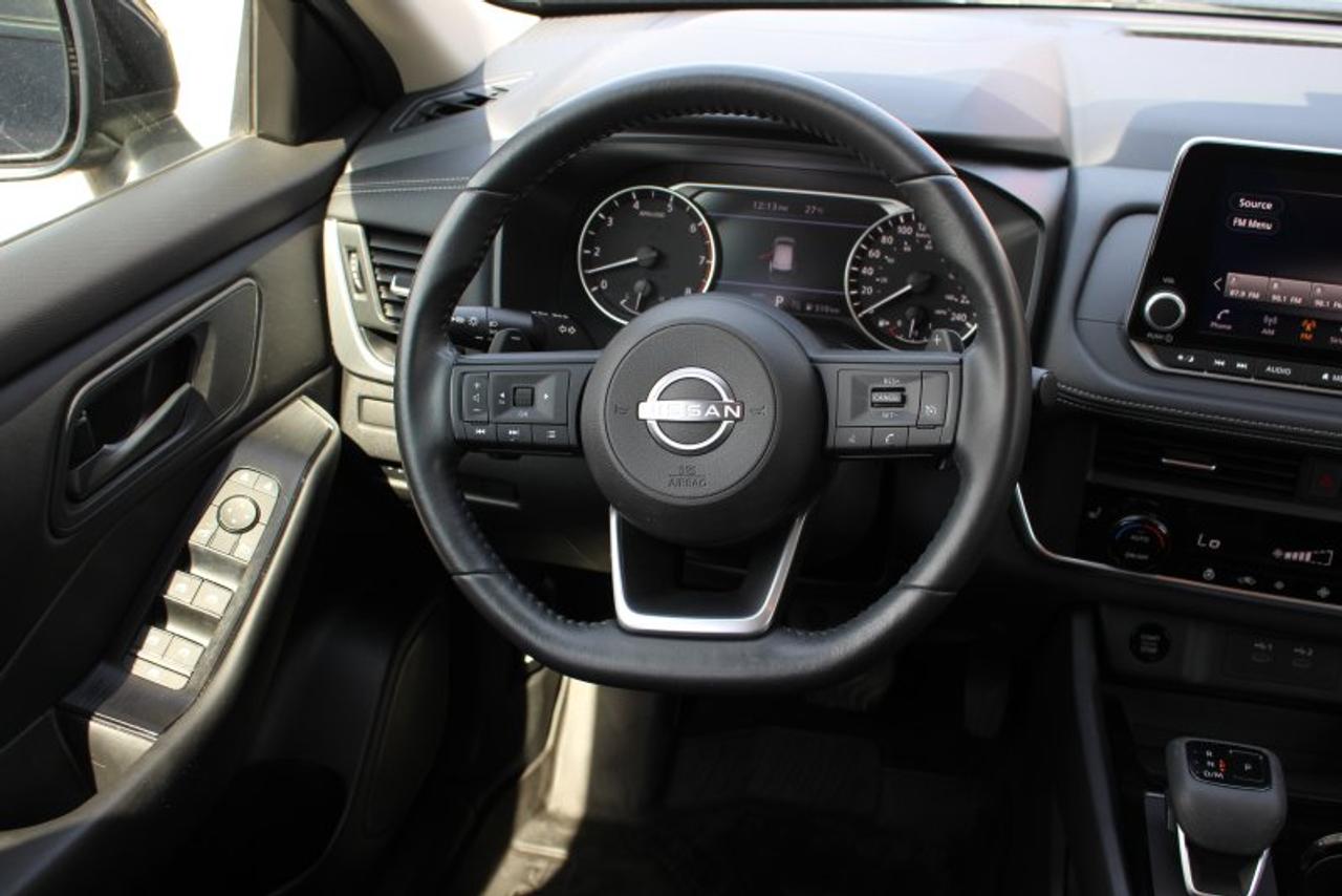 2024 Nissan Rogue S*AWD*Low Ks*Heated Seats*CarPlay*Rear Cam Photo