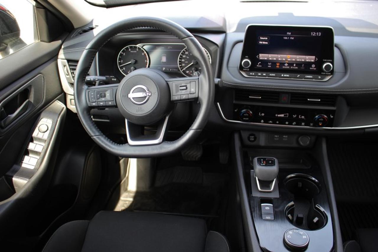 2024 Nissan Rogue S*AWD*Low Ks*Heated Seats*CarPlay*Rear Cam Photo