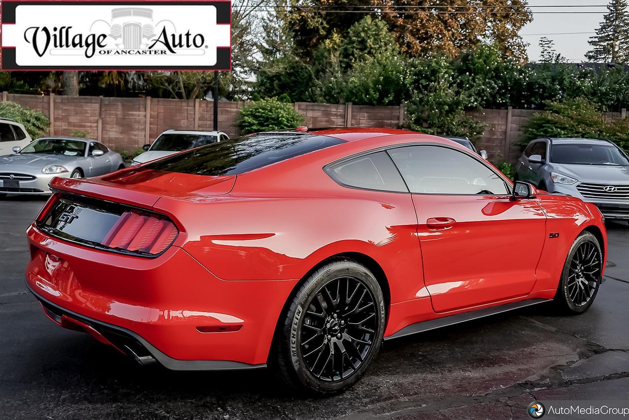 2017 Ford Mustang GT Premium Photo