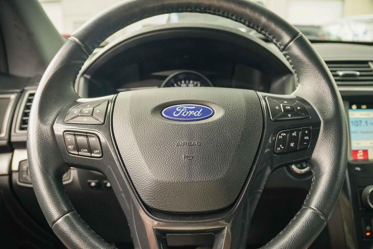 2018 Ford Explorer XLT Photo