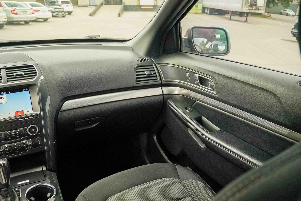 2018 Ford Explorer XLT Photo